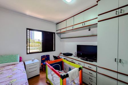 Apartamento à venda com 174m², 3 quartos e 2 vagasQuarto 2