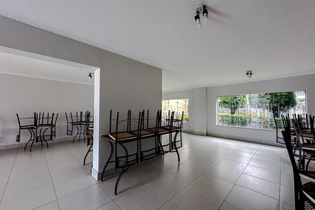 Apartamento à venda com 174m², 3 quartos e 2 vagasÁrea comum - Salão de festas