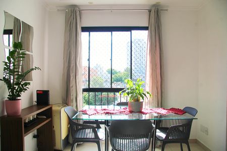Sala de apartamento para alugar com 2 quartos, 60m² em Vila Tijuco, Guarulhos
