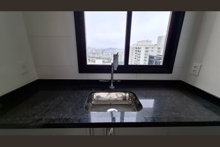 Apartamento à venda com 93m², 3 quartos e 2 vagasCozinha