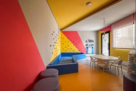 Apartamento à venda com 93m², 3 quartos e 2 vagasÁrea comum - Brinquedoteca