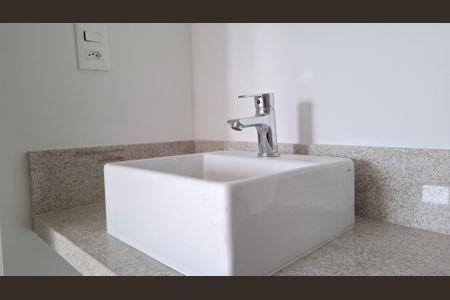 Apartamento à venda com 93m², 3 quartos e 2 vagasBanheiro 