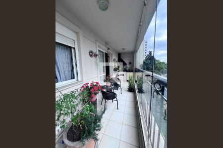 Apartamento à venda com 74m², 2 quartos e 1 vagaSacada