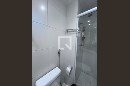 Apartamento à venda com 74m², 2 quartos e 1 vagaBanheiro