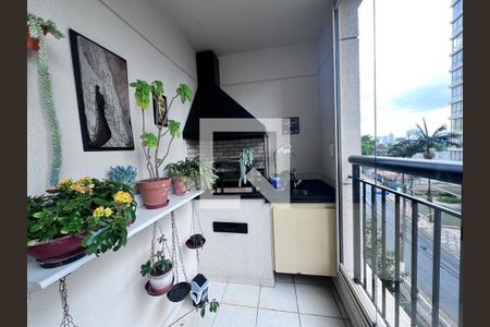 Apartamento à venda com 74m², 2 quartos e 1 vagaSacada