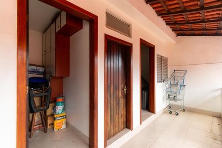 Casa para alugar com 250m², 3 quartos e 2 vagasLavanderia