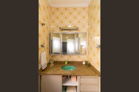 Casa para alugar com 250m², 3 quartos e 2 vagasBanheiro 2