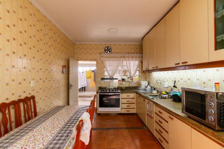 Casa para alugar com 250m², 3 quartos e 2 vagasCozinha