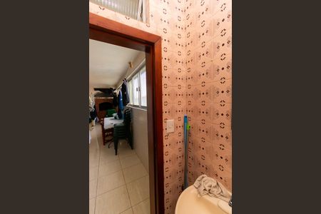 Casa para alugar com 250m², 3 quartos e 2 vagasBanheiro de serviço