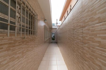 Casa para alugar com 250m², 3 quartos e 2 vagasCorredor Externo