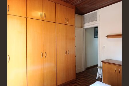 Casa à venda com 130m², 3 quartos e 1 vaga