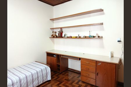 Casa à venda com 130m², 3 quartos e 1 vaga