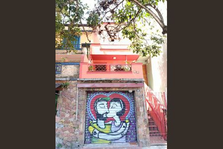 Casa à venda com 130m², 3 quartos e 1 vaga