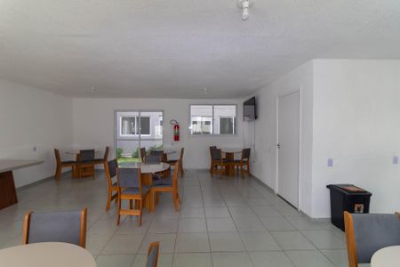 Apartamento para alugar com 45m², 2 quartos e sem vaga Apartamento para alugar com 45m², 2 quartos e sem vagaÁrea comum - Salão de festas