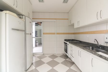 Apartamento para alugar com 170m², 3 quartos e 3 vagas Apartamento para alugar com 170m², 3 quartos e 3 vagasÁrea comum