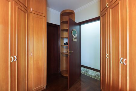 Apartamento para alugar com 170m², 3 quartos e 3 vagas Apartamento para alugar com 170m², 3 quartos e 3 vagasSuíte 2