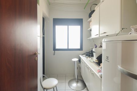 Apartamento para alugar com 170m², 3 quartos e 3 vagas Apartamento para alugar com 170m², 3 quartos e 3 vagasÁrea de Serviço