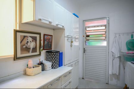 Casa à venda com 180m², 2 quartos e 2 vagasÁrea de Serviço