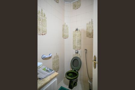 Casa à venda com 180m², 2 quartos e 2 vagasBanheiro