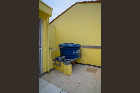 Casa à venda com 180m², 2 quartos e 2 vagasSacada Escritório