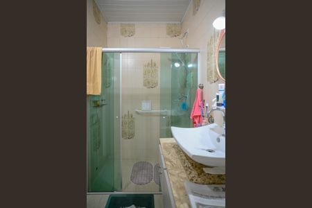 Casa à venda com 180m², 2 quartos e 2 vagasBanheiro