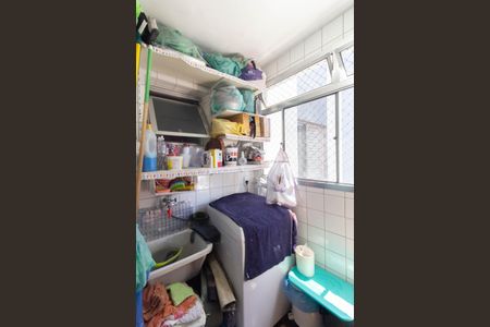 Apartamento à venda com 68m², 3 quartos e 1 vaga Apartamento à venda com 68m², 3 quartos e 1 vagaCozinha e Área de Serviço