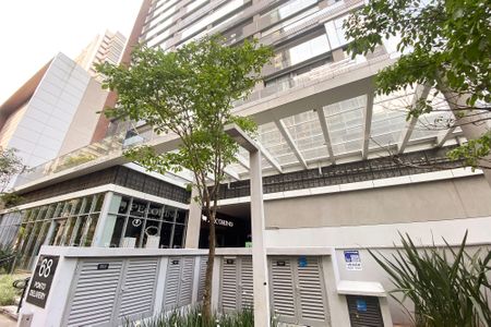 Apartamento à venda com 70m², 2 quartos e 2 vagasfachada predio