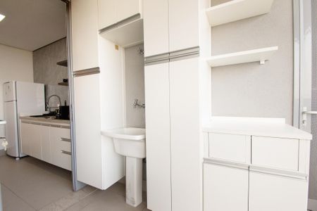 Apartamento à venda com 70m², 2 quartos e 2 vagaslavanderia
