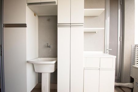 Apartamento à venda com 70m², 2 quartos e 2 vagaslavanderia