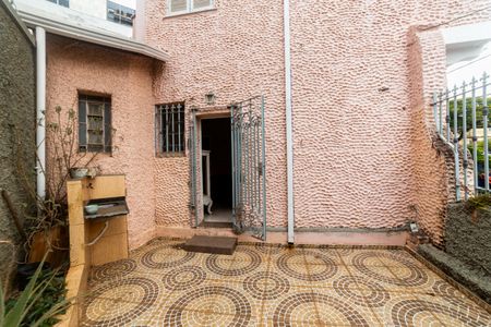 Casa para alugar com 166m², 4 quartos e 1 vaga Casa para alugar com 166m², 4 quartos e 1 vagaQuintal