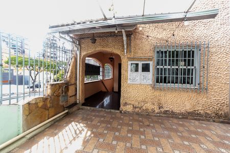 Casa para alugar com 166m², 4 quartos e 1 vaga Casa para alugar com 166m², 4 quartos e 1 vagaJardim