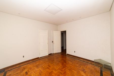 Casa para alugar com 166m², 4 quartos e 1 vaga Casa para alugar com 166m², 4 quartos e 1 vagaQuarto 3