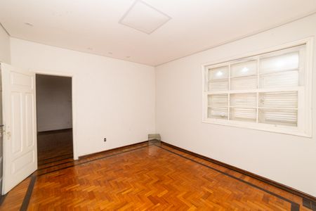 Casa para alugar com 166m², 4 quartos e 1 vaga Casa para alugar com 166m², 4 quartos e 1 vagaQuarto 3