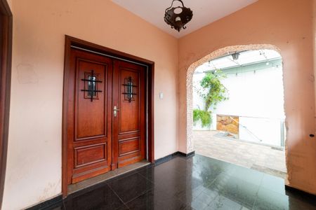 Casa para alugar com 166m², 4 quartos e 1 vaga Casa para alugar com 166m², 4 quartos e 1 vagaEntrada