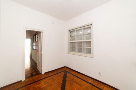 Casa para alugar com 166m², 4 quartos e 1 vaga Casa para alugar com 166m², 4 quartos e 1 vagaQuarto 1