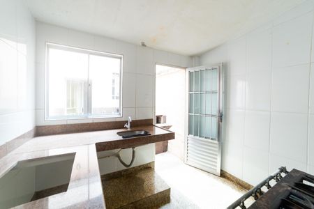 Casa para alugar com 166m², 4 quartos e 1 vaga Casa para alugar com 166m², 4 quartos e 1 vagaCozinha