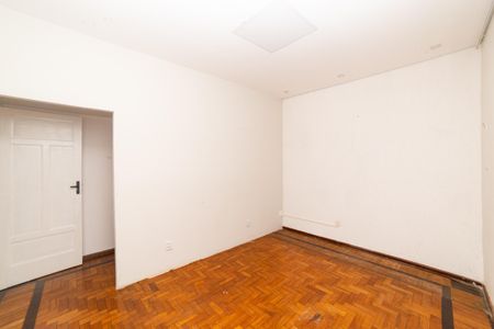 Casa para alugar com 166m², 4 quartos e 1 vaga Casa para alugar com 166m², 4 quartos e 1 vagaQuarto 4