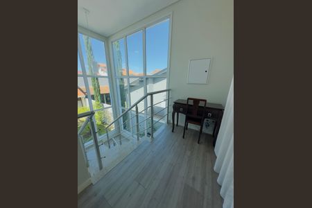 Casa de condomínio para alugar com 800m², 4 quartos e 4 vagas Casa de condomínio para alugar com 800m², 4 quartos e 4 vagasCorredor