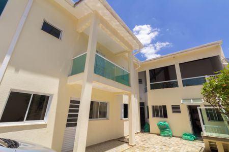 Casa para alugar com 300m², 2 quartos e 3 vagasGaragem