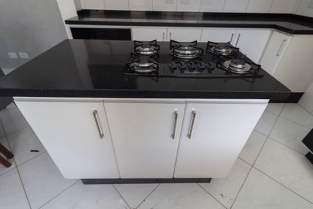 Casa para alugar com 300m², 2 quartos e 3 vagasCozinha