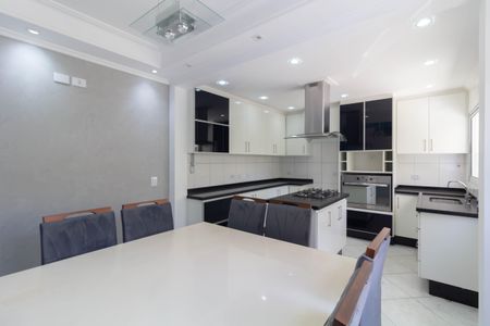 Casa para alugar com 300m², 2 quartos e 3 vagasCozinha