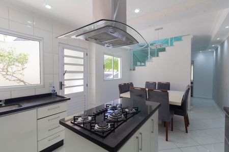 Casa para alugar com 300m², 2 quartos e 3 vagasCozinha