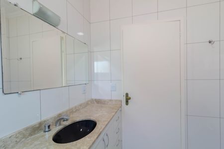 Casa para alugar com 300m², 2 quartos e 3 vagasBanheiro da Suíte