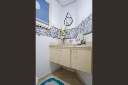 Apartamento à venda com 170m², 5 quartos e 2 vagasLavabo