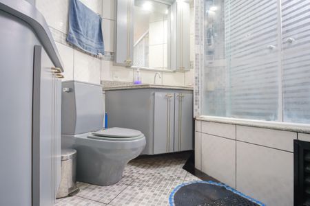 Apartamento à venda com 170m², 5 quartos e 2 vagasBanheiro da Suíte 2