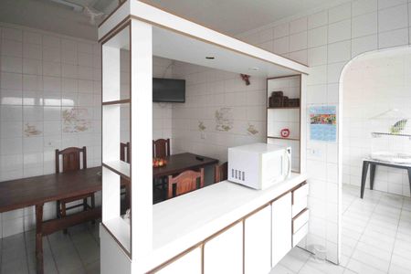 Casa à venda com 250m², 3 quartos e 2 vagas Casa à venda com 250m², 3 quartos e 2 vagasCozinha