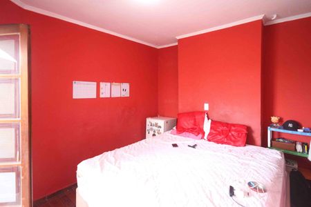 Casa à venda com 250m², 3 quartos e 2 vagas Casa à venda com 250m², 3 quartos e 2 vagasSuite