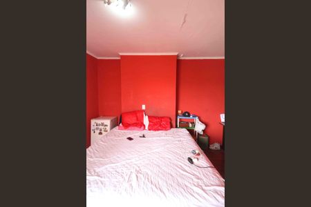 Casa à venda com 250m², 3 quartos e 2 vagas Casa à venda com 250m², 3 quartos e 2 vagasSuite