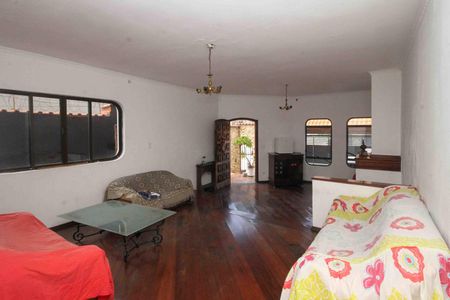 Sala de casa à venda com 3 quartos, 250m² em Jardim Vila Formosa, São Paulo