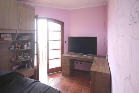 Casa à venda com 250m², 3 quartos e 2 vagas Casa à venda com 250m², 3 quartos e 2 vagasQuarto 02